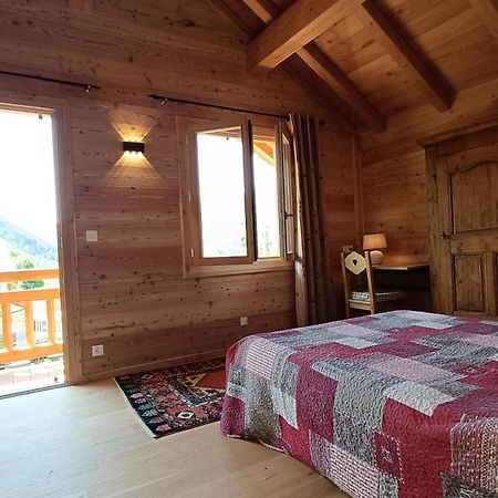 Les Cabris Bed and Breakfast Pelvoux Exteriör bild